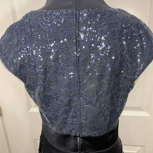 Tadashi Collection Navy Blue Midi Sequins Holiday Cocktail Dress SIZE 8 - Picture 10 of 10
